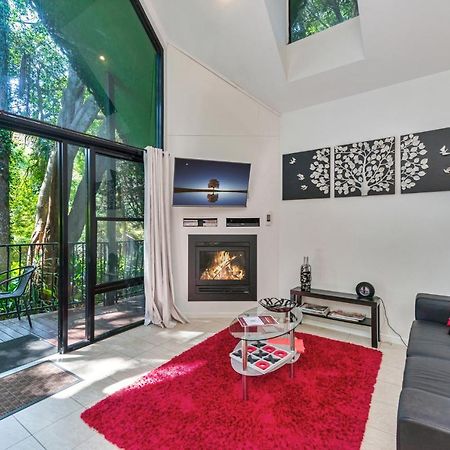 Chalet On Gallery Walk - King Bed, Spa, Fireplace, Wifi & Netflix, Linger A While Mount Tamborine Exterior foto
