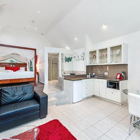 Chalet On Gallery Walk - King Bed, Spa, Fireplace, Wifi & Netflix, Linger A While Mount Tamborine Exterior foto